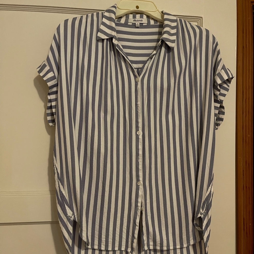 Madewell short-sleeved striped button down (size M)